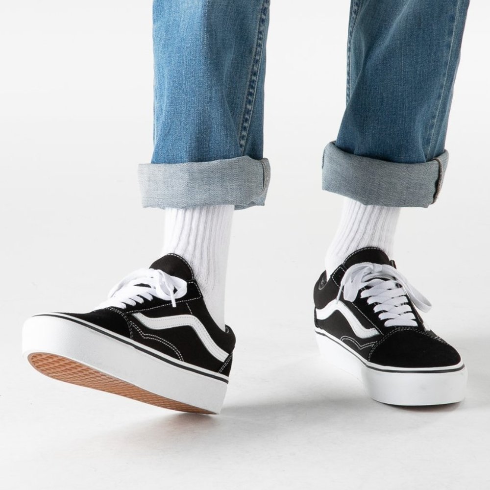 Vans Old Skool Platform Skate Shoe - Black, size 9